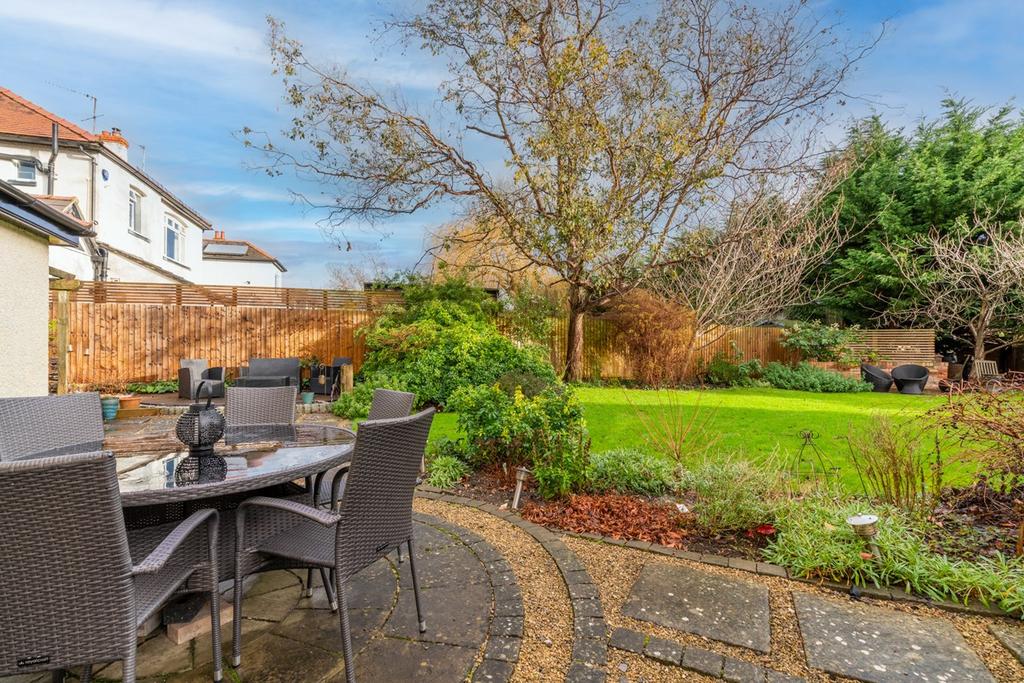 Prestbury Road, Cheltenham, GL52 5 bed semidetached house for sale £