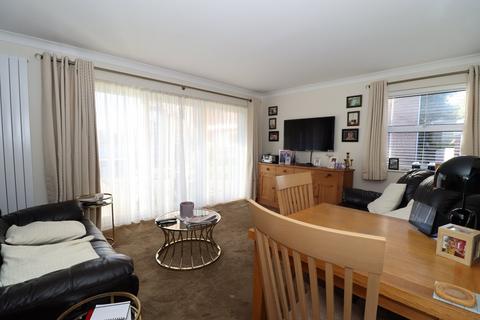 2 bedroom apartment for sale, Cookham Dene, Buckhurst Road, Bexhill on Sea, TN40