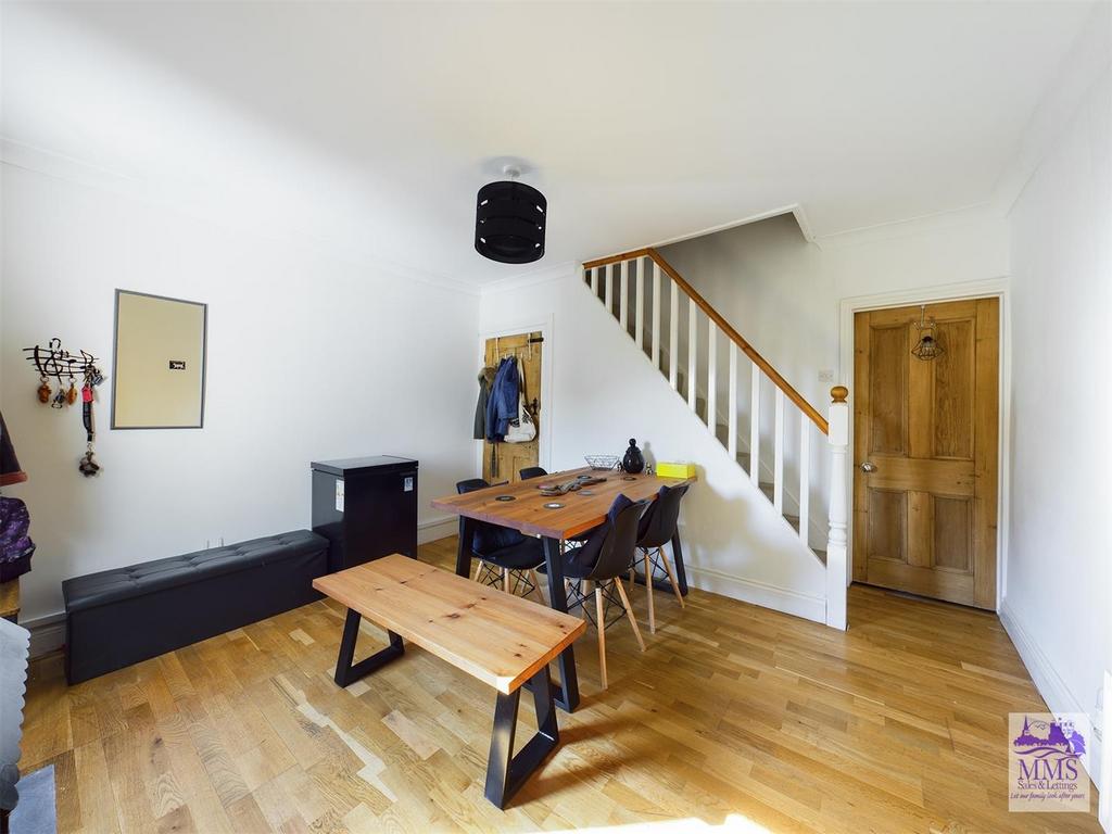 Gravesend Road, Higham 3 bed terraced house for sale £300,000