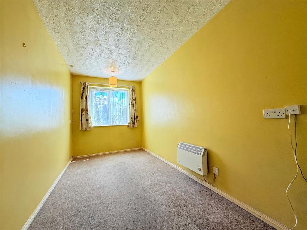 Bedroom 2.jpg