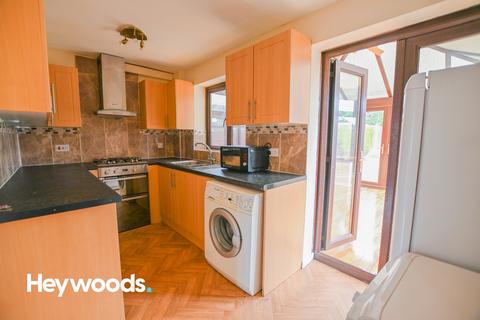 2 bedroom semi-detached house to rent - Cley Grove, Westbury Park, Newcastle-under-Lyme