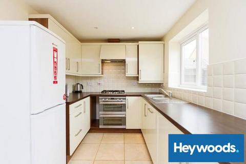 4 bedroom detached house to rent - Brent Close, Newcastle-under-Lyme