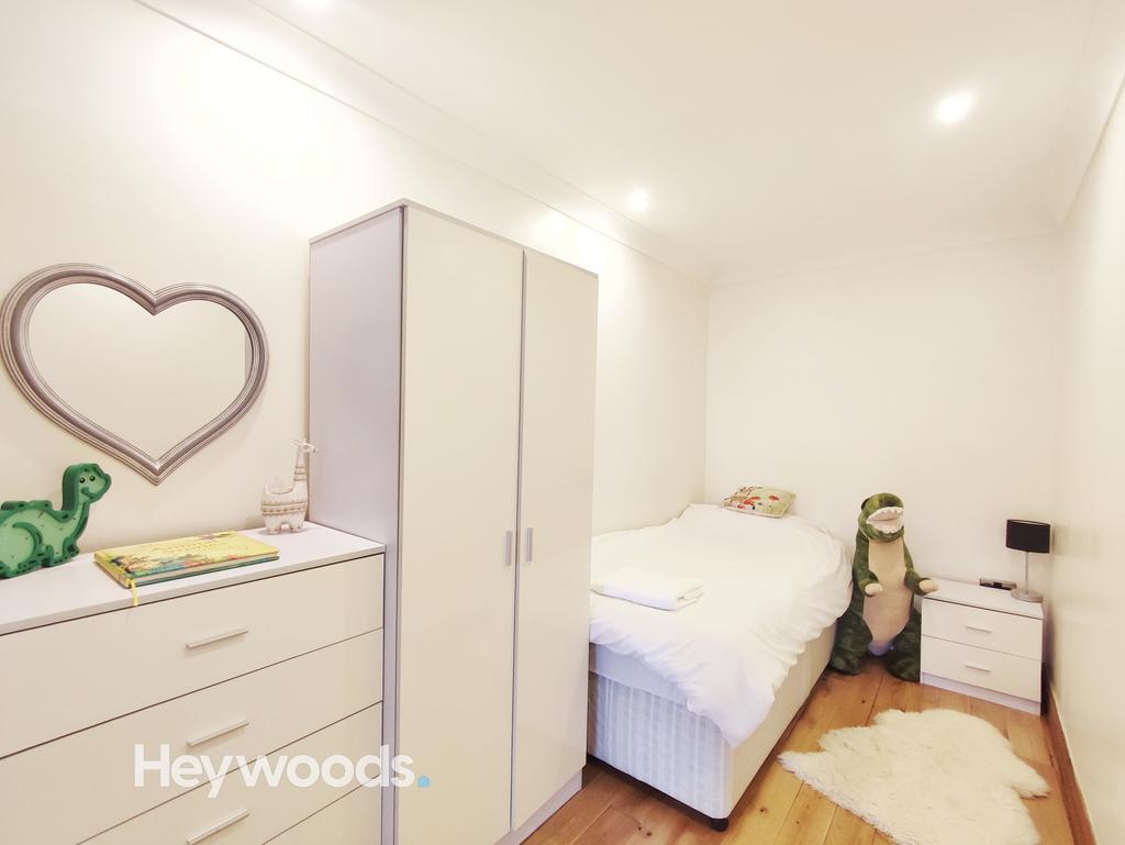 Bedroom 6 2