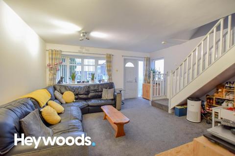 3 bedroom semi-detached house for sale, Ashbourne Drive, Silverdale, Newcastle