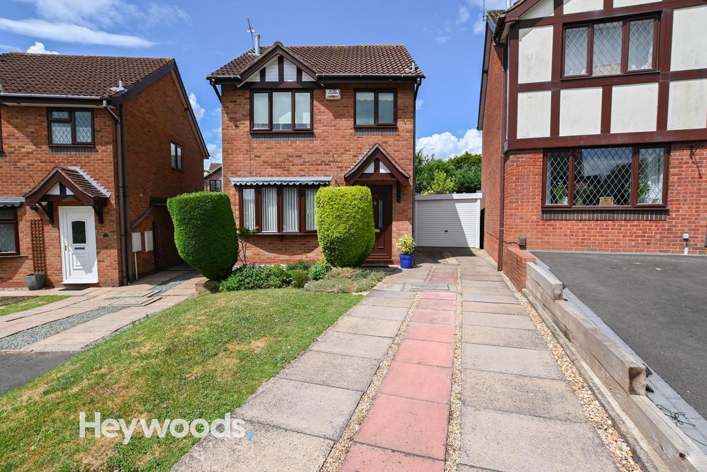 Walsingham Gardens, Westbury Park, NewcastleunderLyme 3 bed detached
