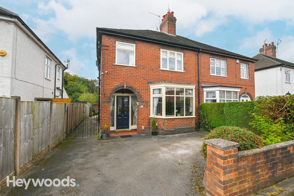Wolstanton, NewcastleunderLyme ST5 3 bed semidetached house for sale