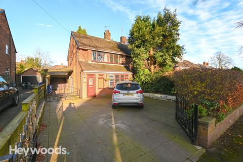 3 bedroom semi-detached house for sale, Dartmouth Avenue, Westlands, Newcastle under Lyme