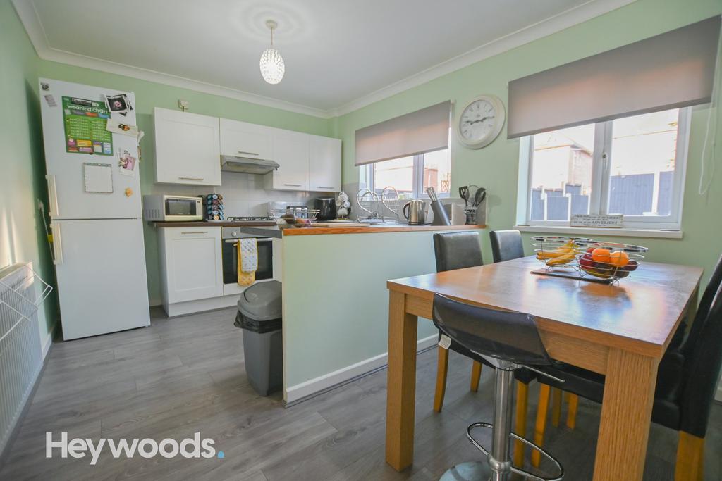 Beaconsfield Drive, Blurton, Stoke on Trent 3 bed semidetached house