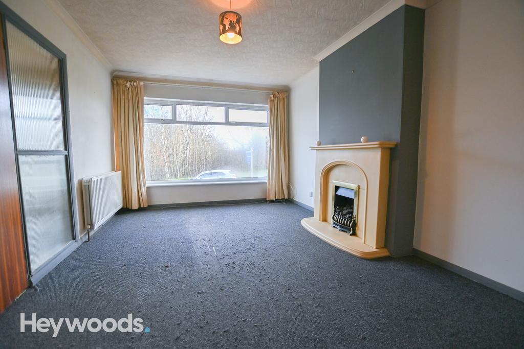 Cambridge Drive, NewcastleunderLyme, Staffordshire 3 bed detached