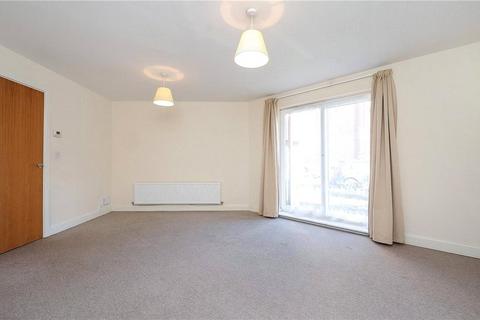 2 bedroom apartment for sale - Reynolds Avenue, Redhill, Surrey