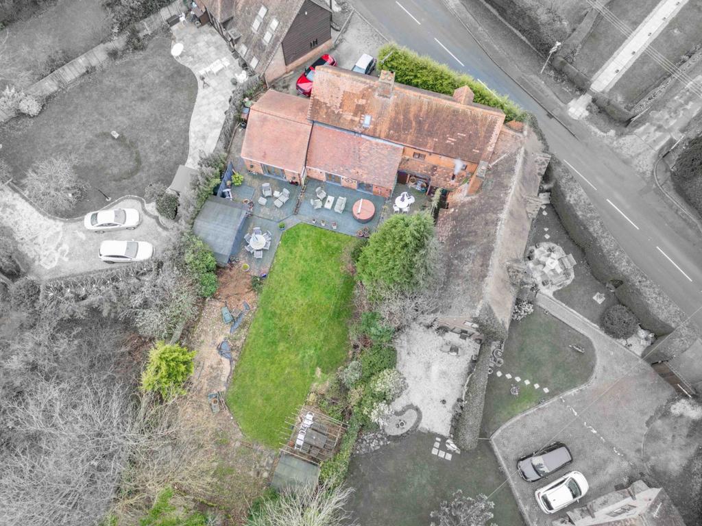 Beoley Lane, Beoley, Redditch, Worcestershire, B98 4 bed semidetached