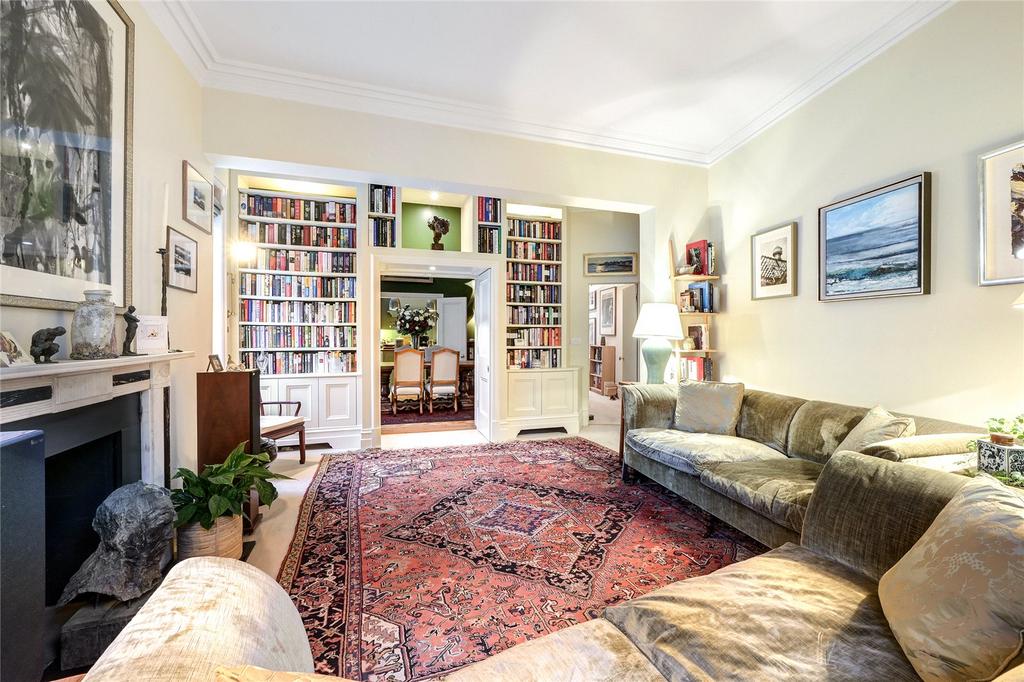 Roland Gardens, London, SW7 2 bed apartment for sale £2,450,000
