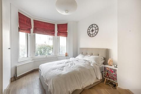 2 bedroom flat for sale, Claverdale Road, Brixton