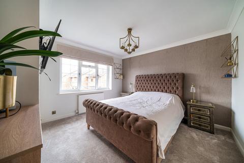 29 Bramshaw Close, Harestock, Winchester, SO22 6LT