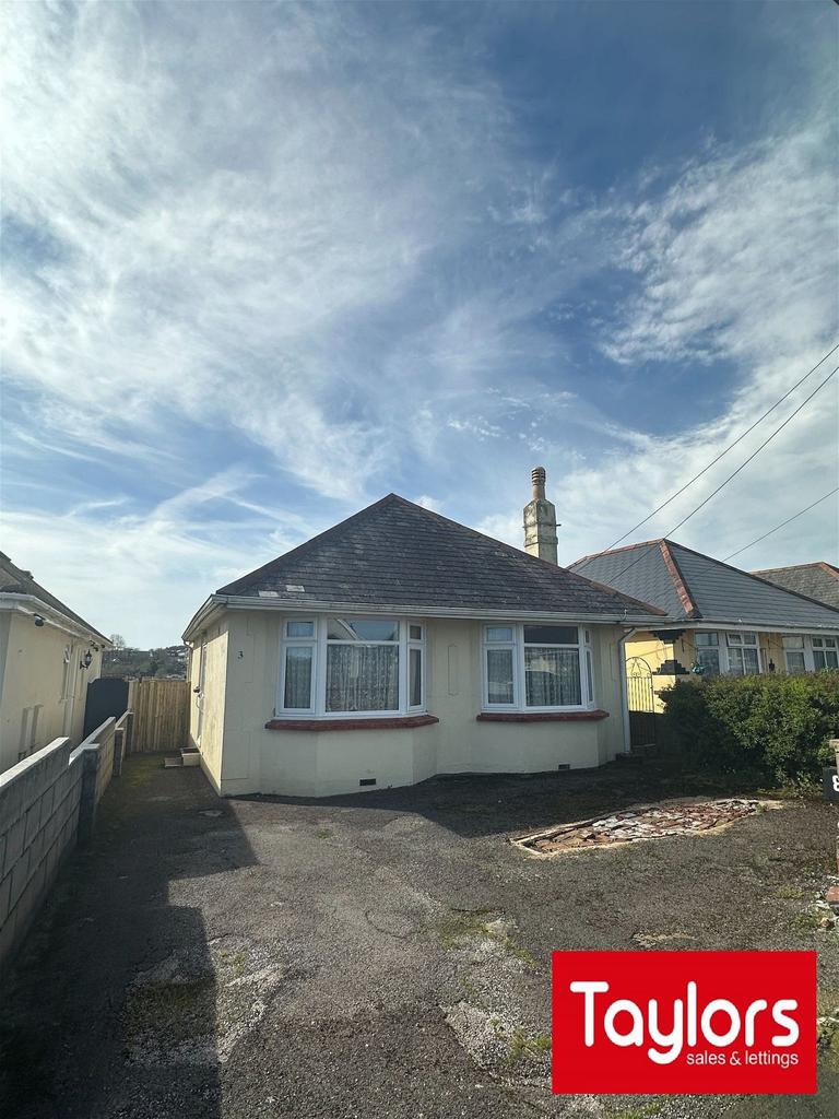 Barton Drive, Paignton 2 bed detached house for sale £220,000