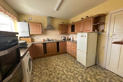 3 Barton Drive, Paignton, TQ3 3SH