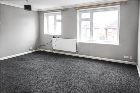 3 bedroom maisonette to rent, Green Lane, Surrey KT15