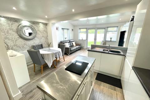 37 Bellamy Lane, Wednesfield, Wolverhampton, WV11 1NN