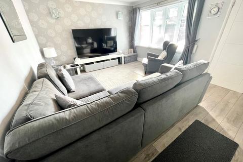 37 Bellamy Lane, Wednesfield, Wolverhampton, WV11 1NN