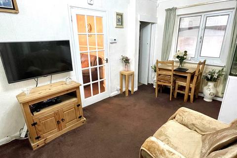 4 bedroom semi-detached house for sale, Wood Avenue, Wednesfield, Wolverhampton, WV11