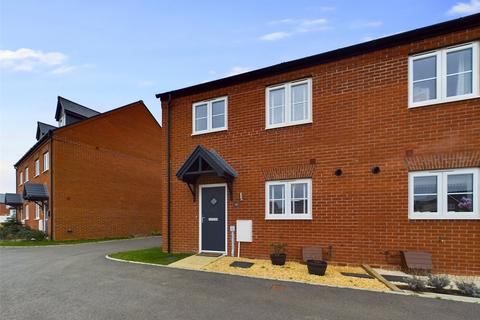 3 bedroom end of terrace house for sale, Porthill Close, Twigworth, Gloucester, Gloucestershire, GL2