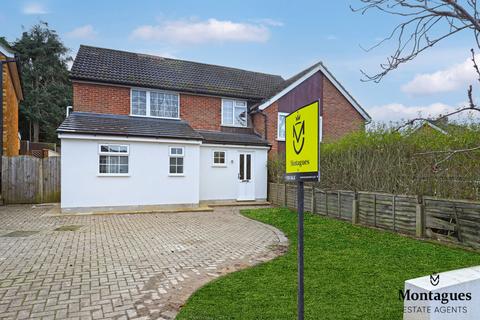 3 bedroom semi-detached house for sale, Severns Field, Epping, CM16