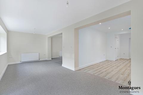39 Severns Field, Epping, CM16 5AP