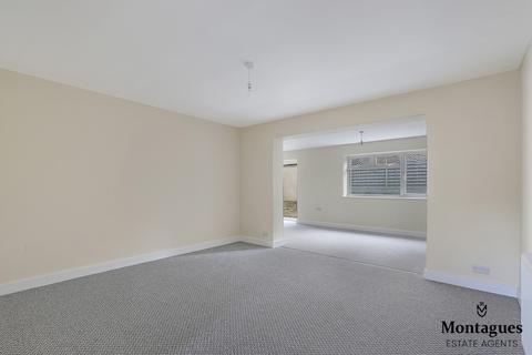 39 Severns Field, Epping, CM16 5AP