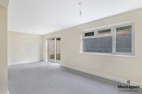 39 Severns Field, Epping, CM16 5AP