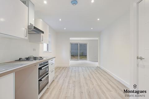 39 Severns Field, Epping, CM16 5AP