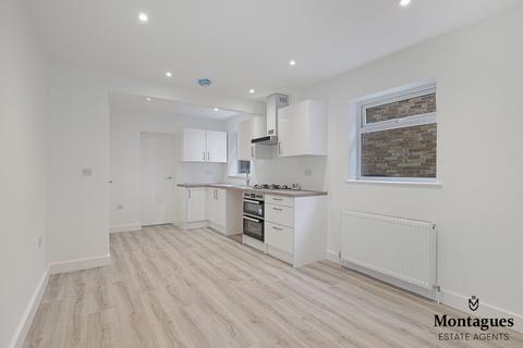 39 Severns Field, Epping, CM16 5AP