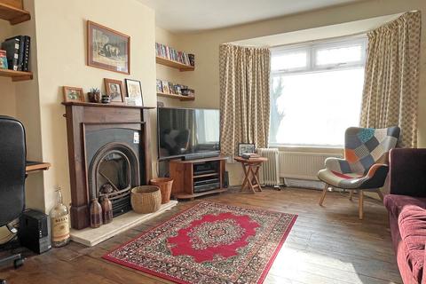 3 bedroom end of terrace house for sale - Hollingbury Rise, Brighton BN1