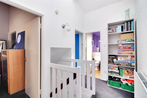 145 Millfield, New Ash Green, Longfield, DA3 8HW