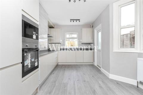23 Winchelsea Road, London, N17 6XJ