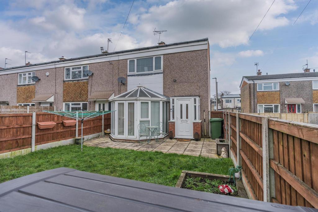 Kent Walk, Macclesfield, SK10 3HG 2 bed end of terrace house for sale