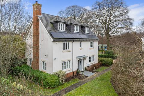 3 Cellini Walk, Kings Hill, West Malling, ME19 4BA
