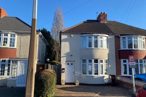 17 Hilton Road, Lanesfield, Wolverhampton, WV4 6DT
