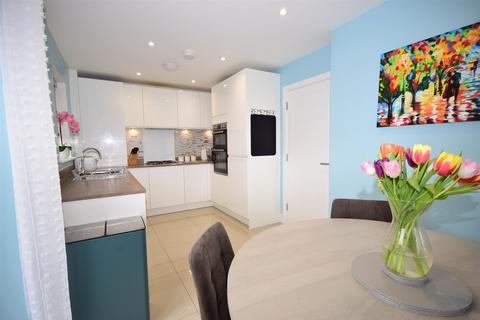 24 Jazz Lane, Basildon, SS14 3AQ