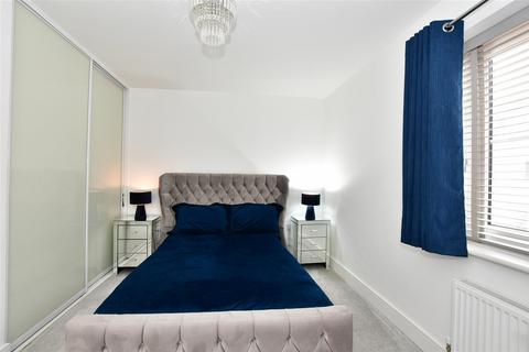 24 Jazz Lane, Basildon, SS14 3AQ