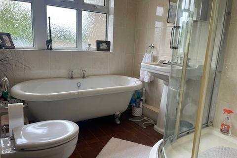 69 The Fairway, Gravesend, DA11 7LN