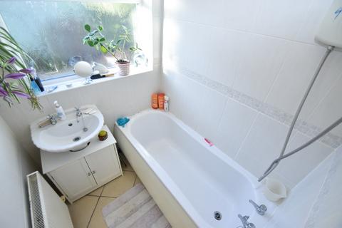 5 Burdett Close, Skegness, PE25 2NY