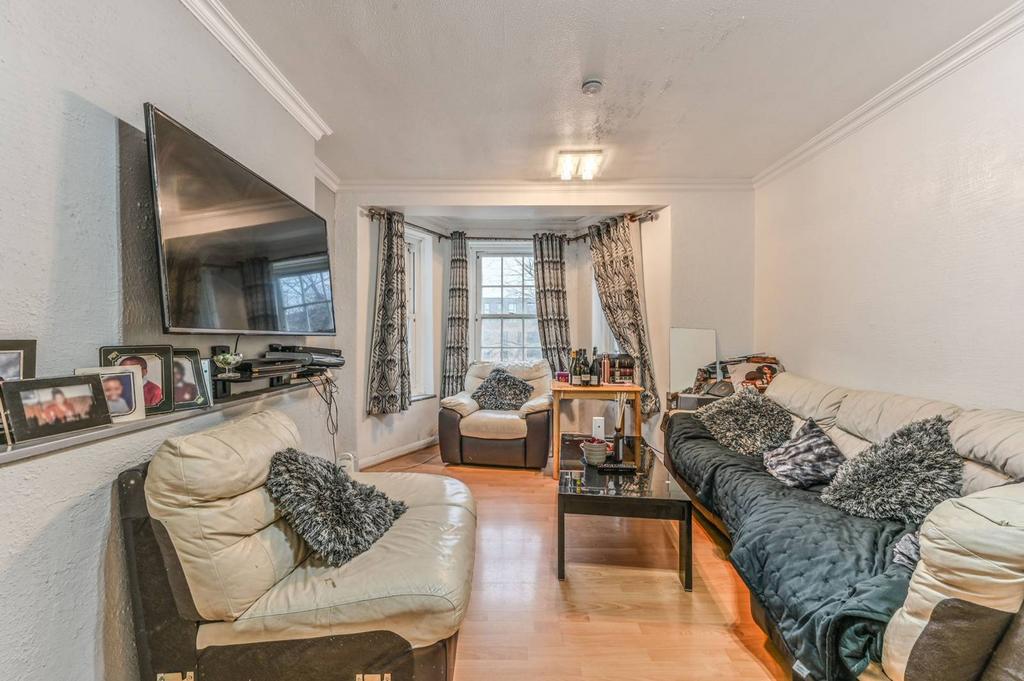 Orsett Street, Vauxhall, London, SE11 2 bed flat for sale £450,000