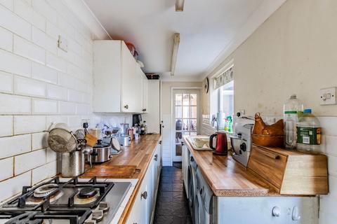 6 Avondale Road, Lowestoft, NR32 2HX