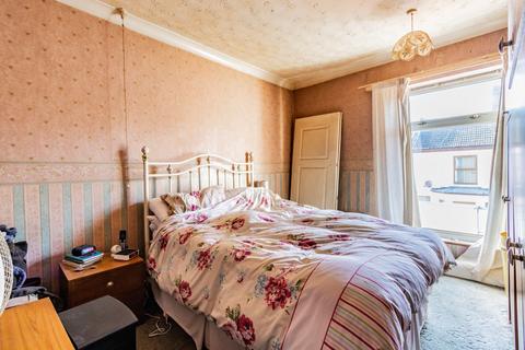 6 Avondale Road, Lowestoft, NR32 2HX