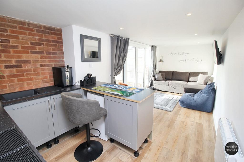 Open plan annex area