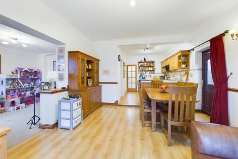 4 Highfield Road, Ormskirk, L39 1NR