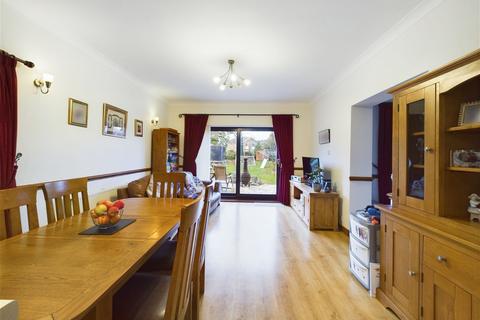 4 Highfield Road, Ormskirk, L39 1NR