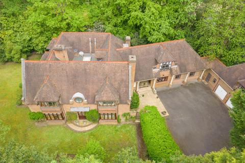 7 bedroom detached house for sale, Wellington Avenue, Virginia Water