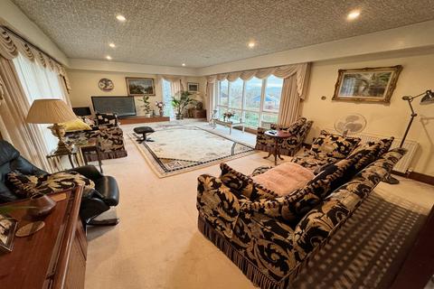 3 bedroom detached house for sale - Fairways, Bank Crest Rise, Nab Wood, Shipley