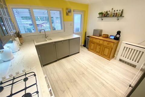 20 Maple Crescent, Blackfen, Sidcup, DA15 9LT